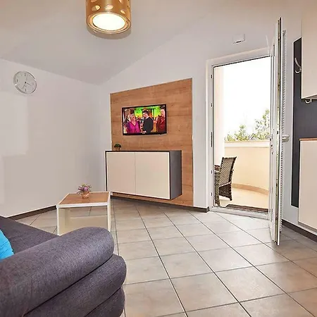 Mare Apartment *